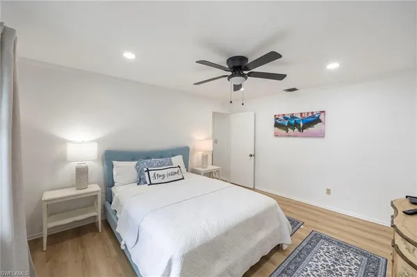 $3,200 | 2261 11th Street North, Naples, FL 34103