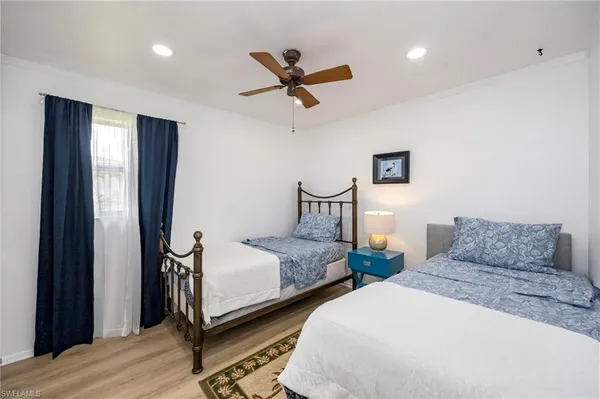 $3,200 | 2261 11th Street North, Naples, FL 34103