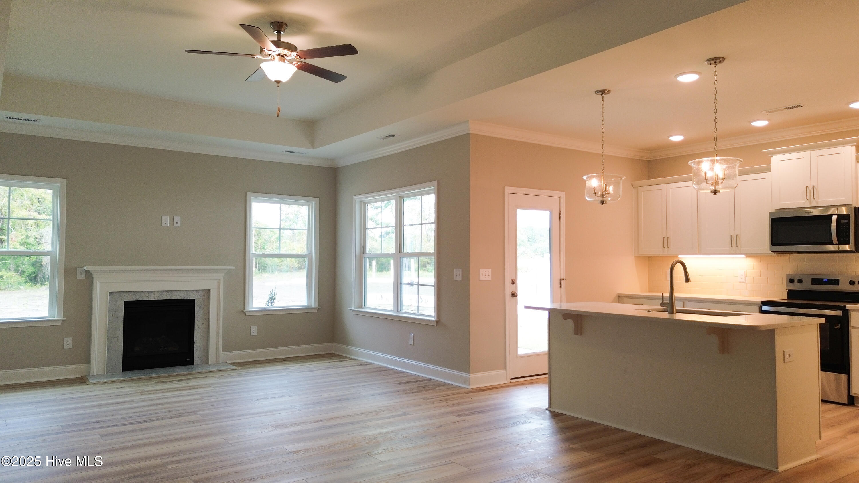 356 Hardison Road Holly Ridge, NC 28445 - Photo 3 of 13 Interior