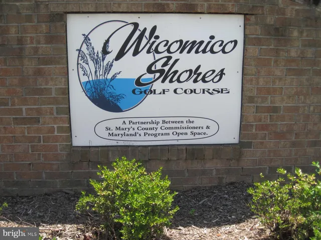 a view of an ocean and city