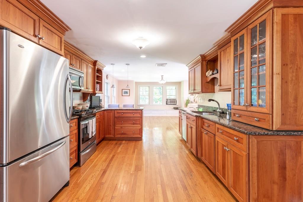 72 Adams Road Concord, MA 01742 - Photo 8 of 30