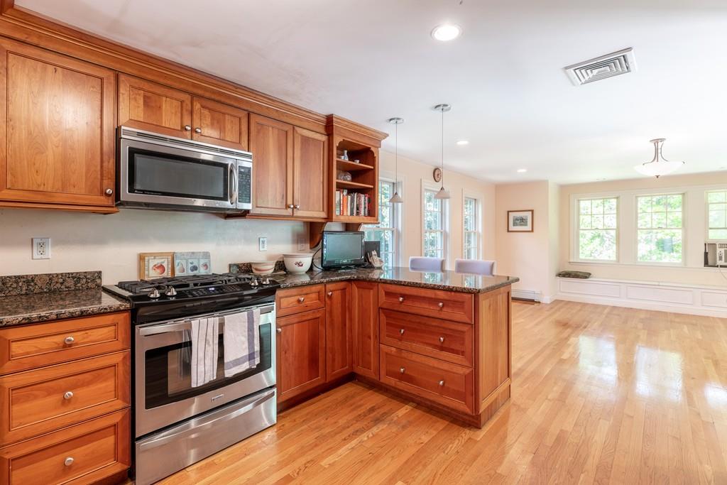 72 Adams Road Concord, MA 01742 - Photo 9 of 30