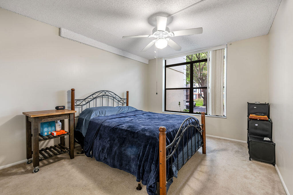 3680 Inverrary Drive, Unit 1V Lauderhill, FL 33319 - Photo 16 of 35 3680InverraryLnDrapt1V.Lauderhill-16