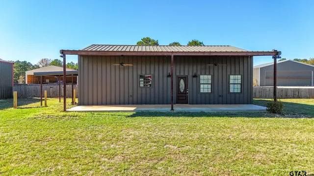 $1,390 | 11510 Kitty Hawk, Frankston, TX 75763