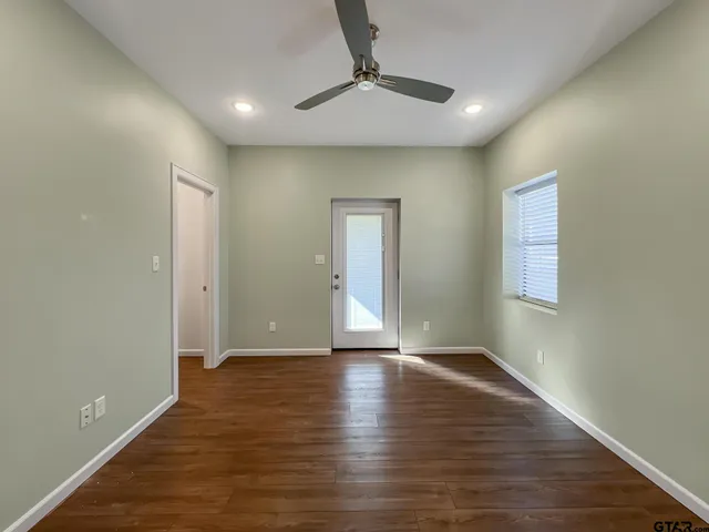 $1,390 | 11510 Kitty Hawk, Frankston, TX 75763