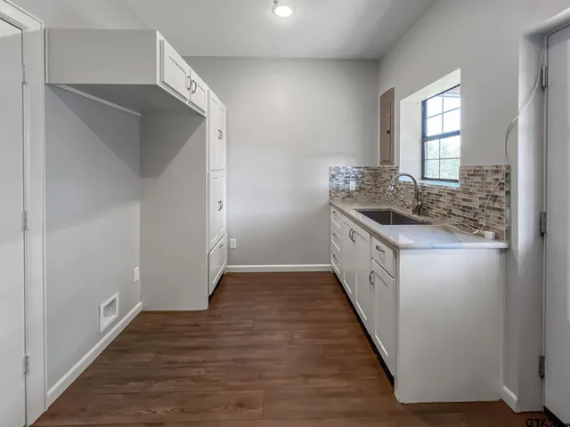 $1,390 | 11510 Kitty Hawk, Frankston, TX 75763