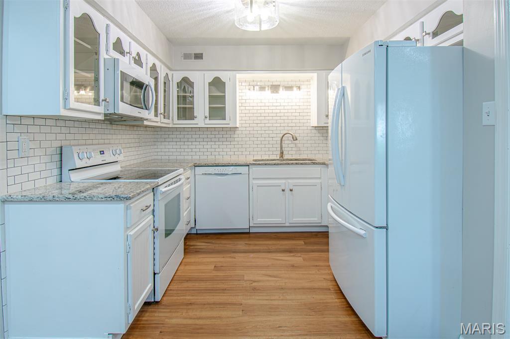 13036 Geranium Court St. Louis, MO 63146 - Photo 16 of 71