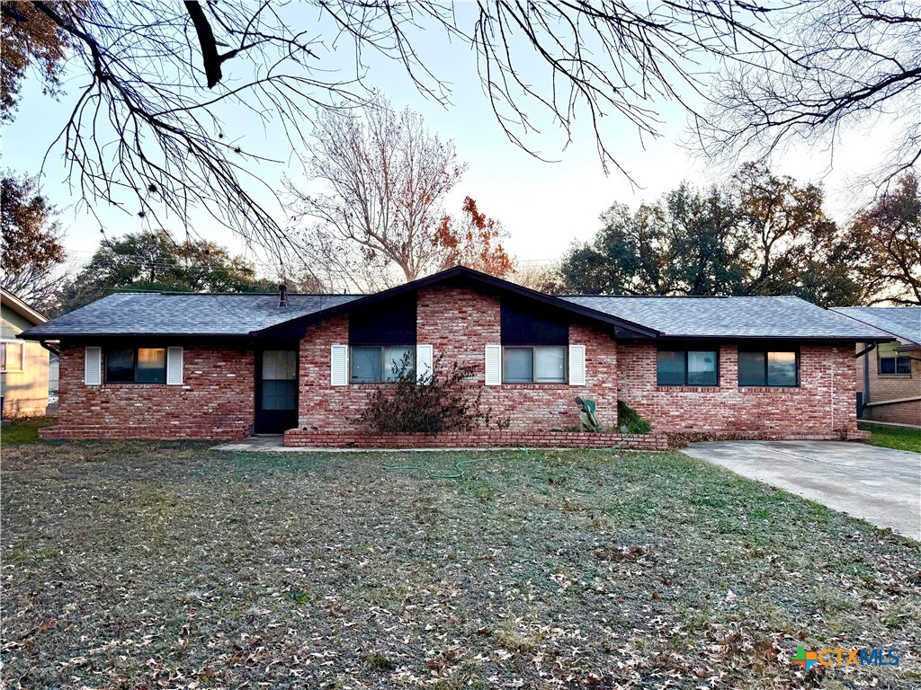 113 Delany Street Seguin, TX 78155 - Photo 1 of 13