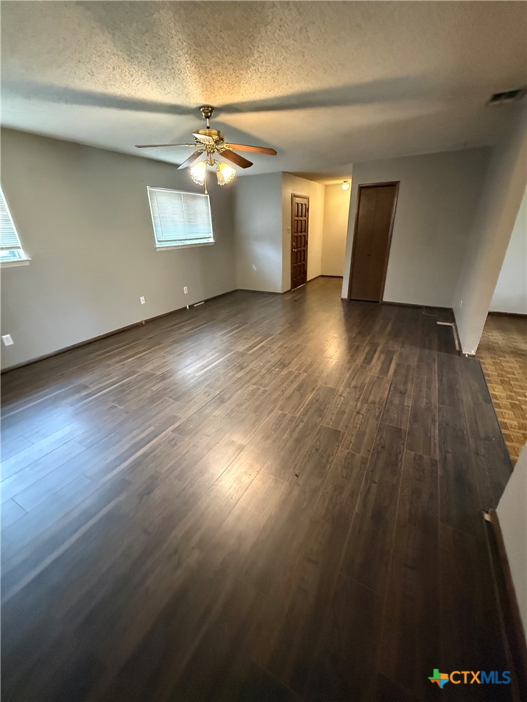 113 Delany Street Seguin, TX 78155 - Photo 3 of 13