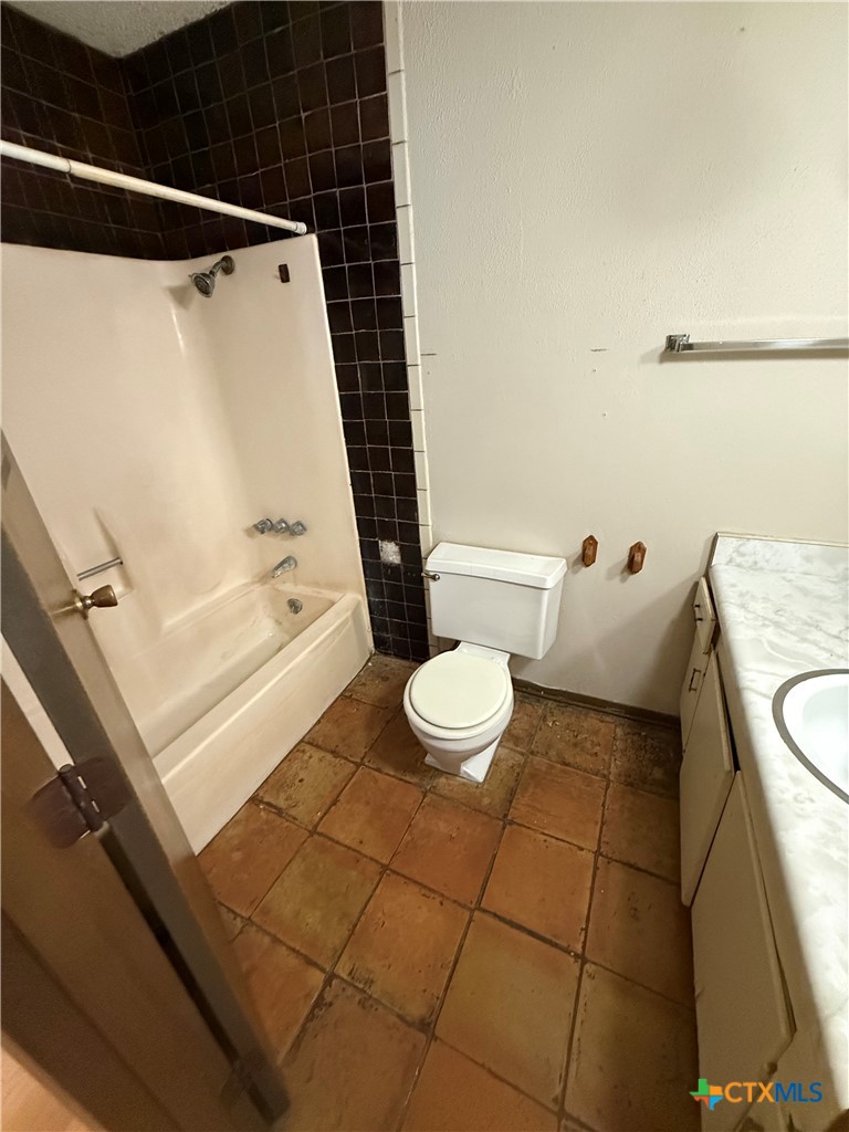 113 Delany Street Seguin, TX 78155 - Photo 5 of 13