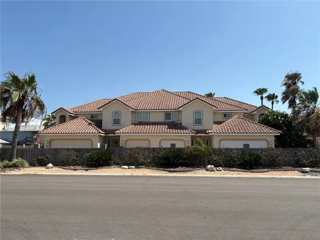 $2,400 | 14813 Leeward Drive, Unit 502, Corpus Christi, TX 78418