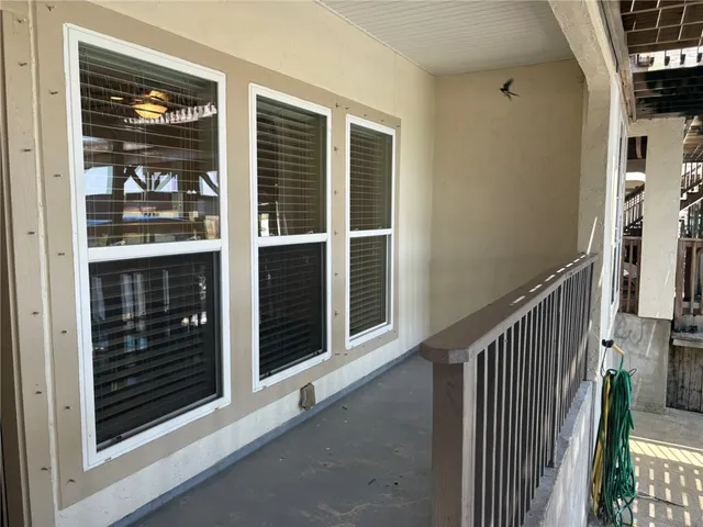 $2,400 | 14813 Leeward Drive, Unit 502, Corpus Christi, TX 78418