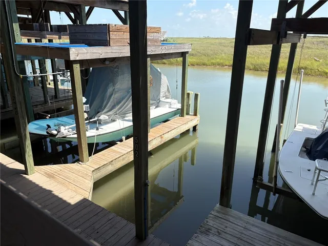 $2,400 | 14813 Leeward Drive, Unit 502, Corpus Christi, TX 78418