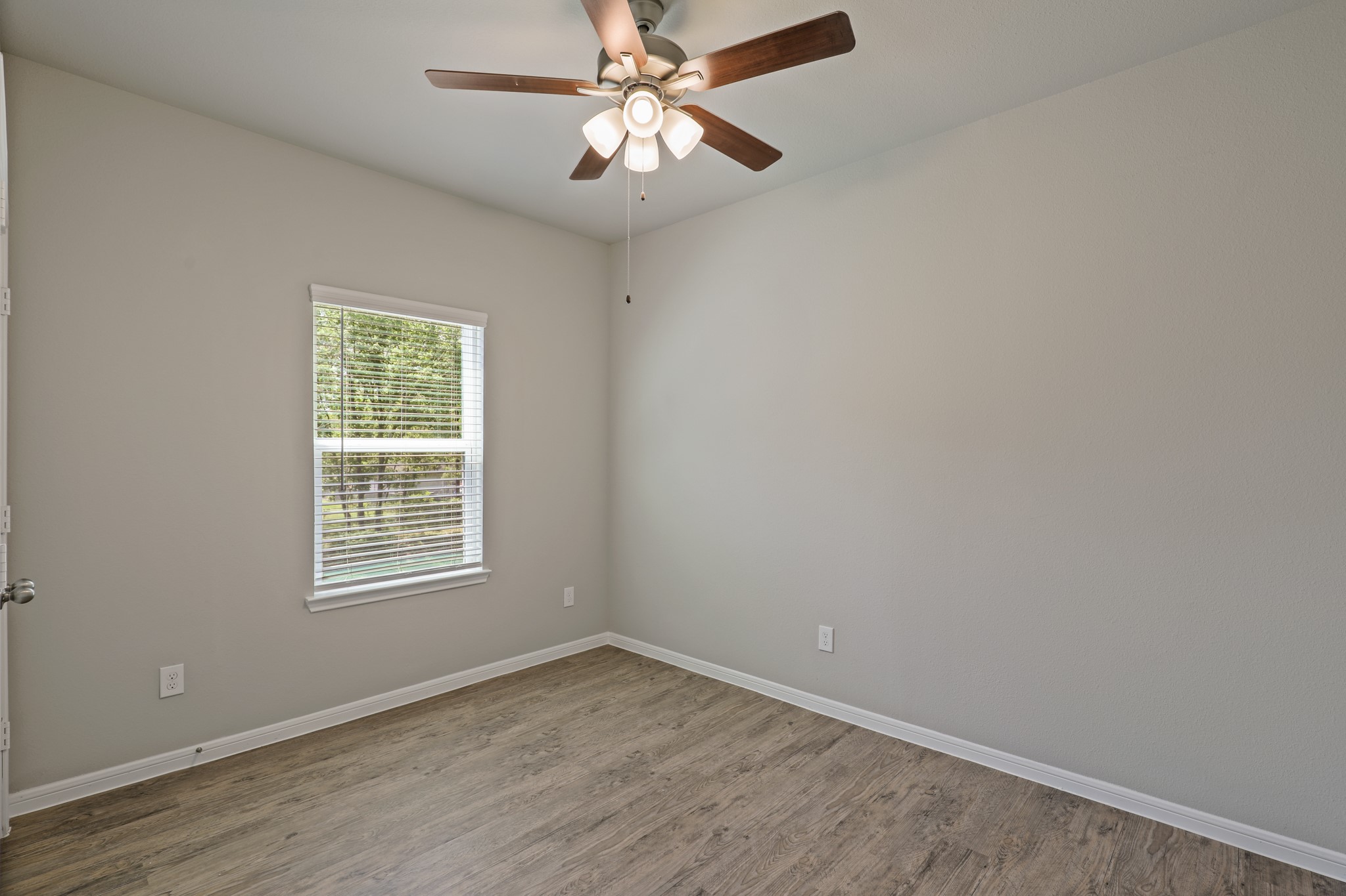 13511 Axel Lane Houston, TX 77047 - Photo 22 of 33