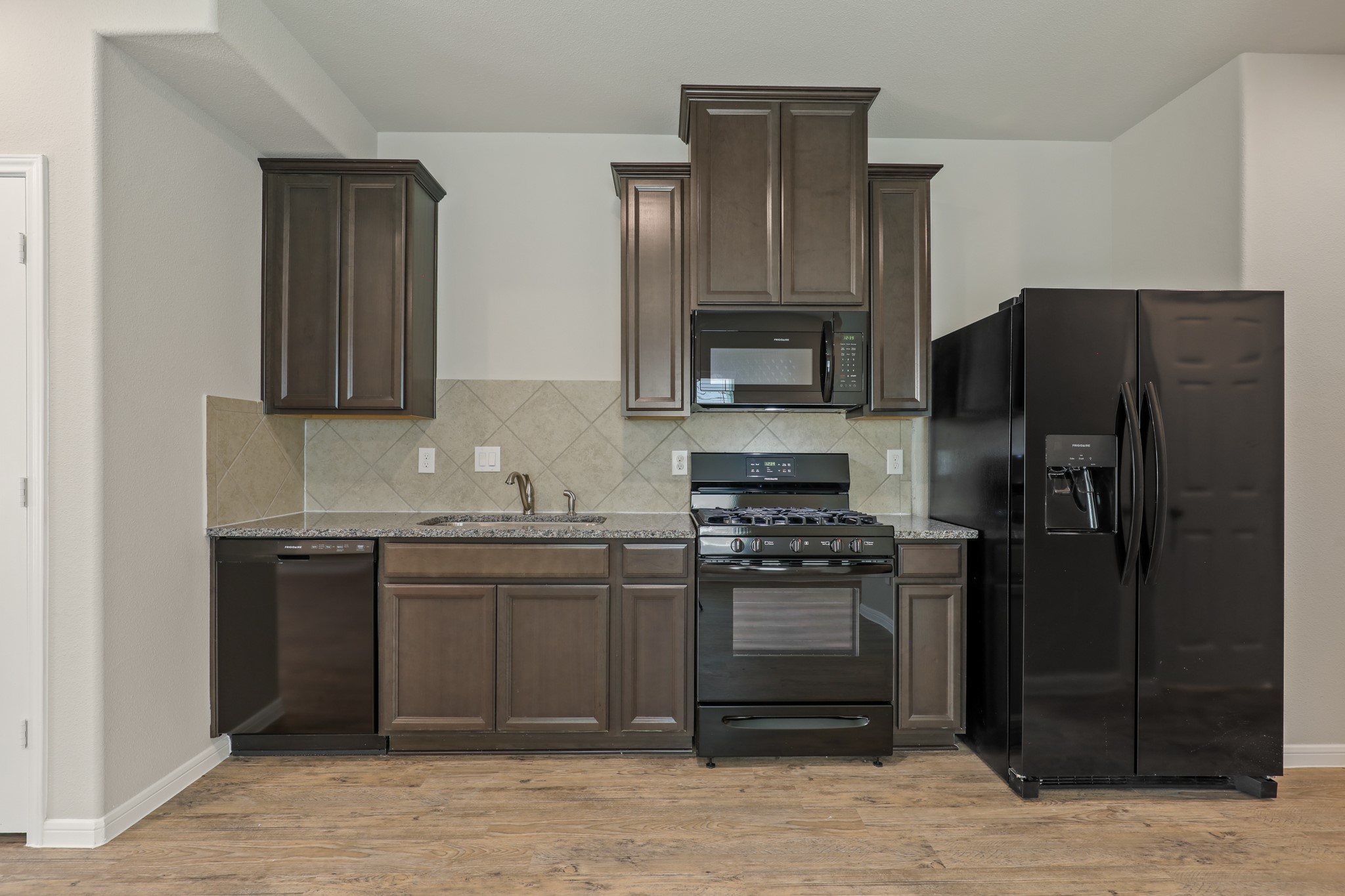 13511 Axel Lane Houston, TX 77047 - Photo 9 of 33