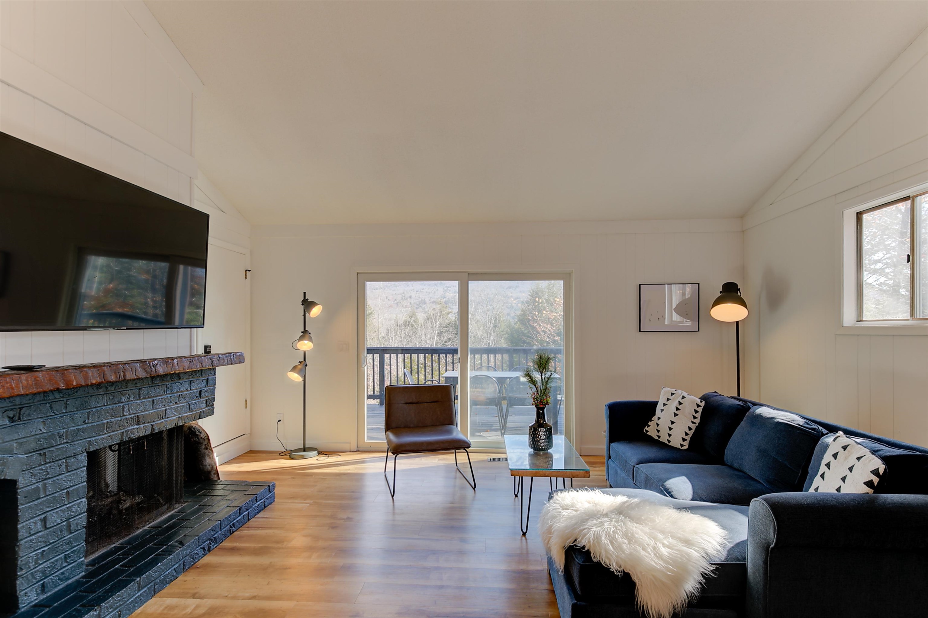 204 Dundee Road Bartlett, NH 03845 - Photo 5 of 34