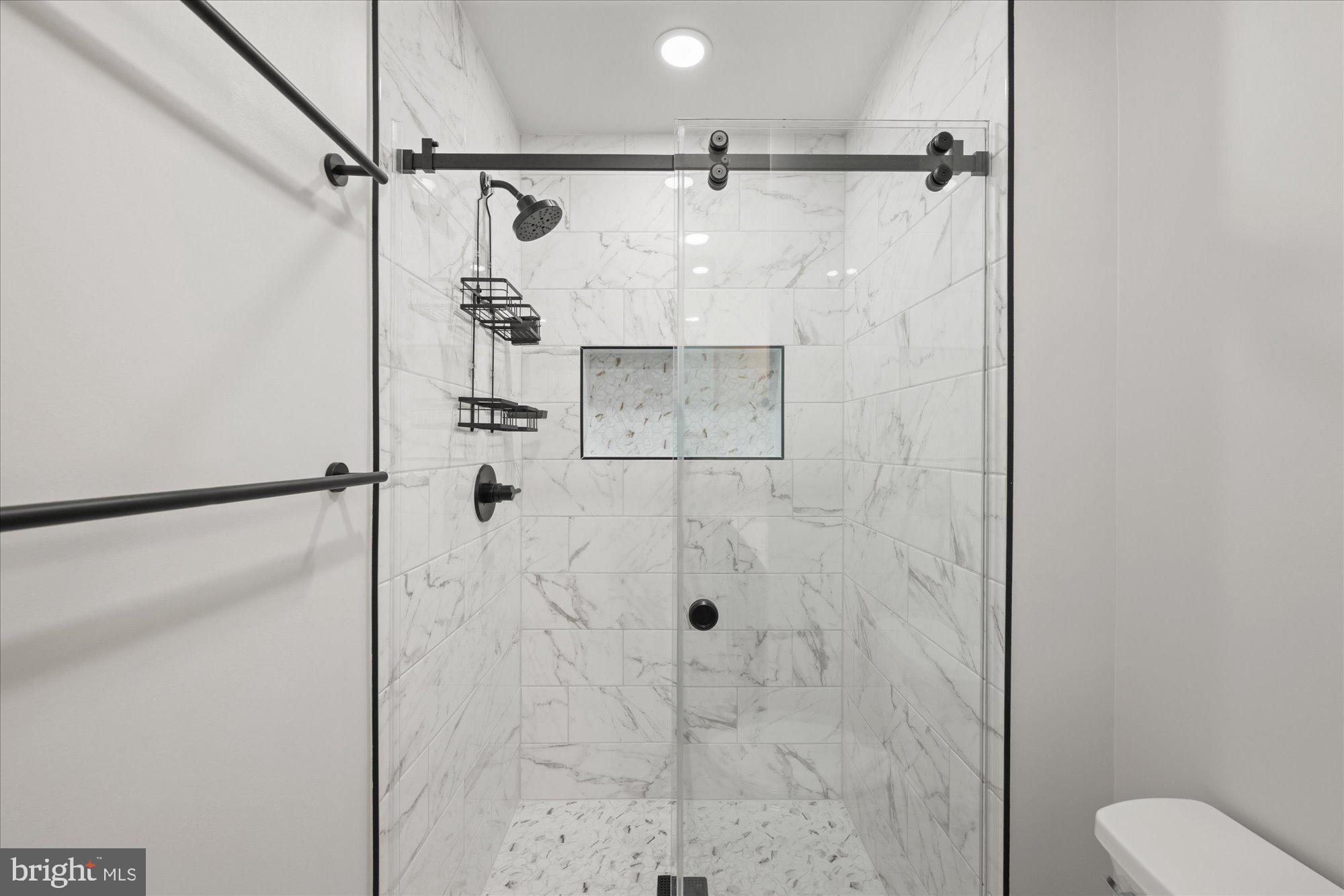 9226 Three Oaks Drive Silver Spring, MD 20901 - Photo 27 of 76