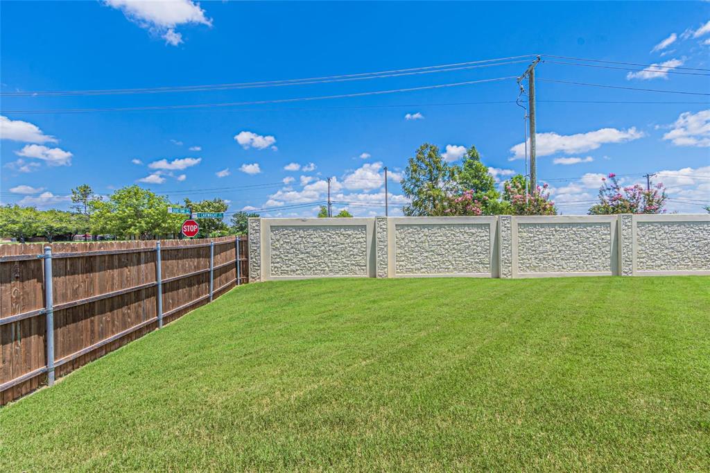 4201 Misty Ridge Street Mesquite, TX 75181 - Photo 33 of 39 View of yard