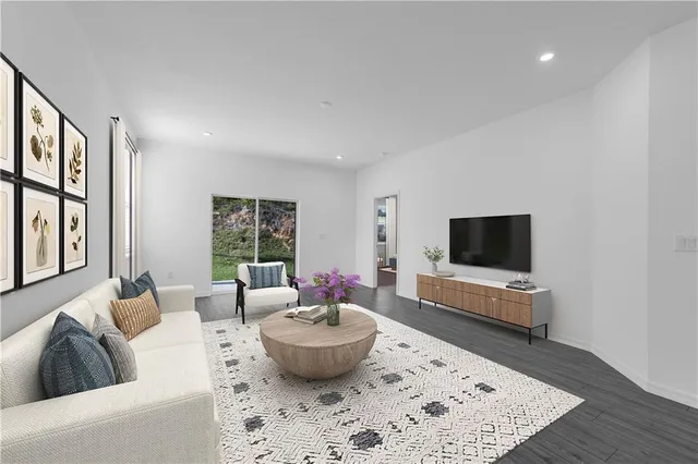 $374,990 | 328 Cavalier Lane, Acworth, GA 30102