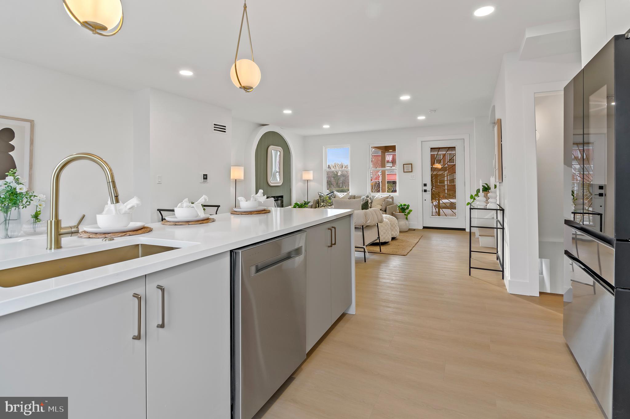 5905 Glenkirk Road Baltimore, MD 21239 - Photo 13 of 31