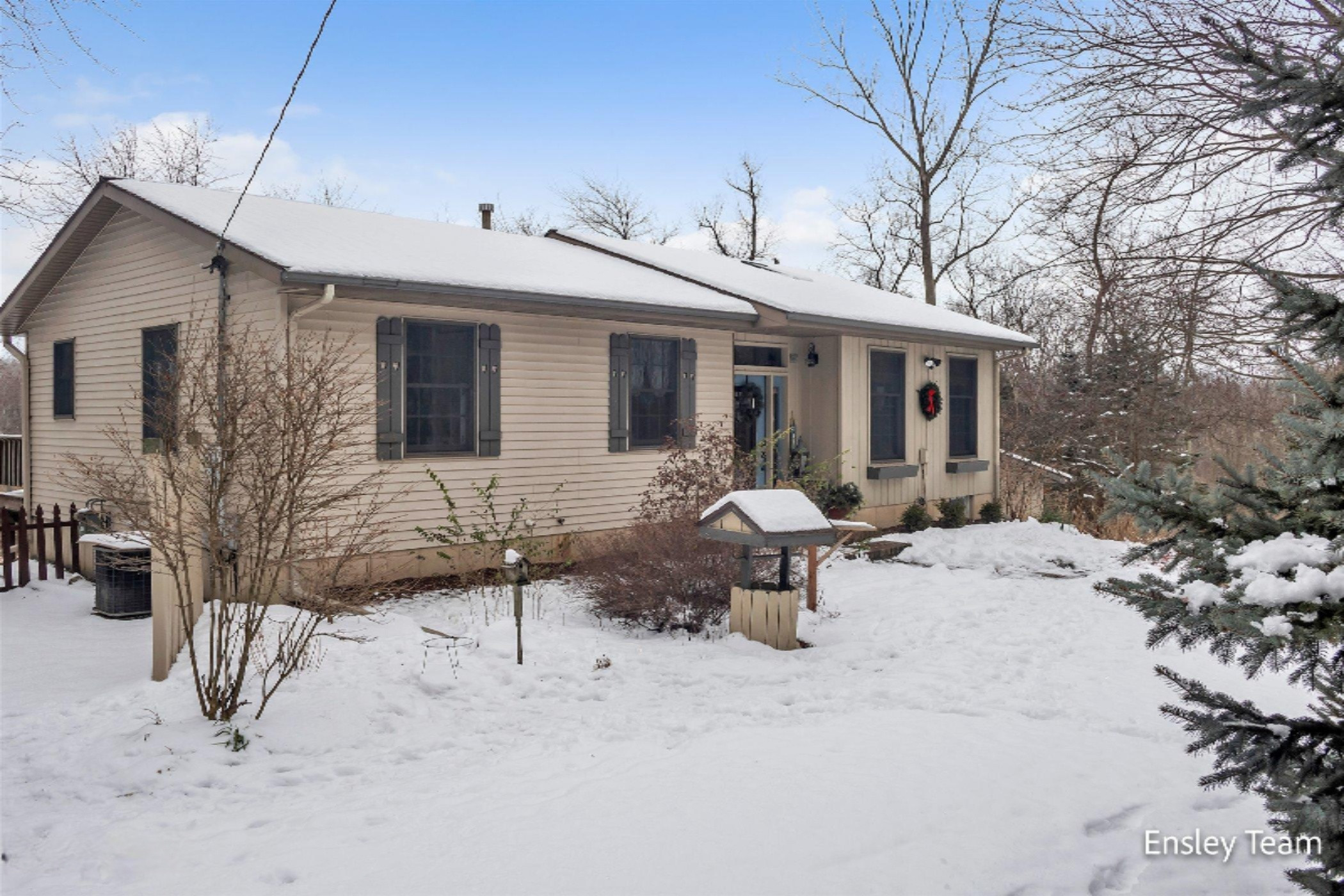 2176 11 Mile Road Northwest Sparta, MI 49345 - Photo 3 of 43 02-2176-11-Mile-Sparta-WindowStill-