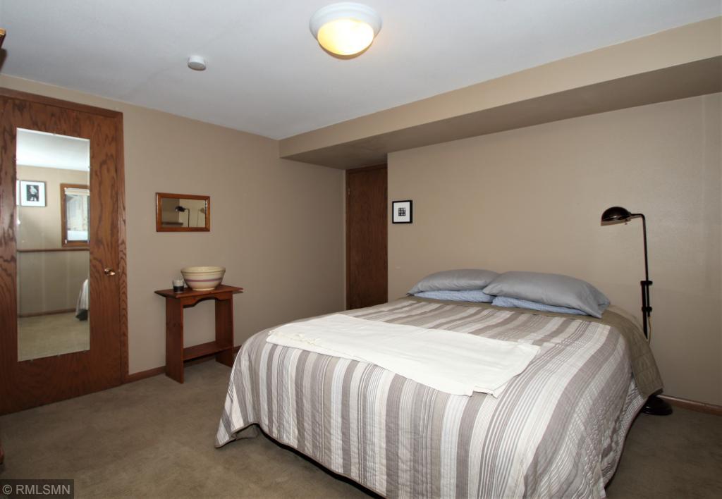 803 Halliday Road St. Cloud, MN 56301 - Photo 24 of 35