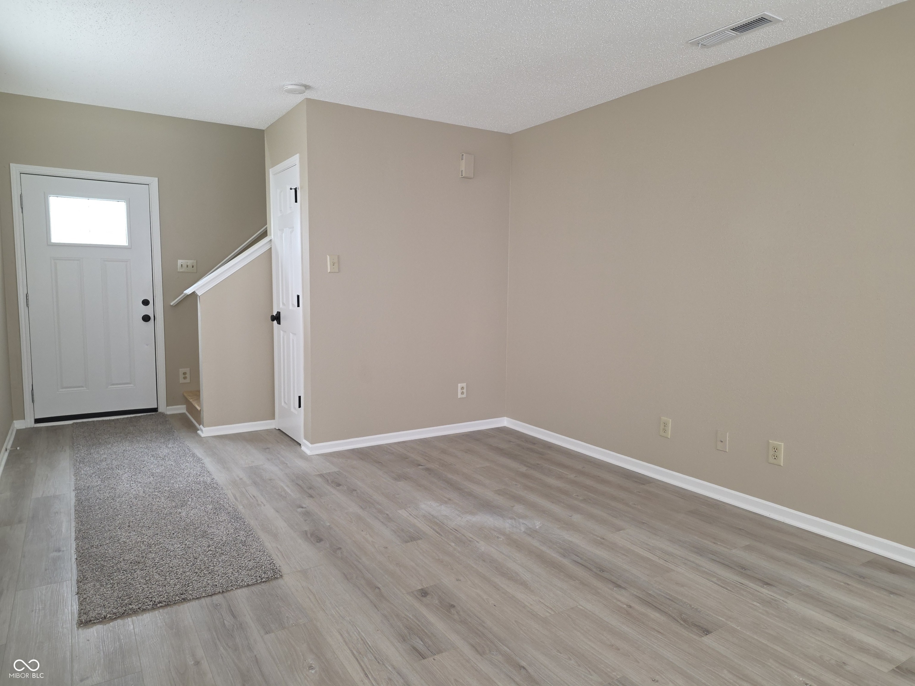 2367 Collins Way Greenfield, IN 46140 - Photo 9 of 51
