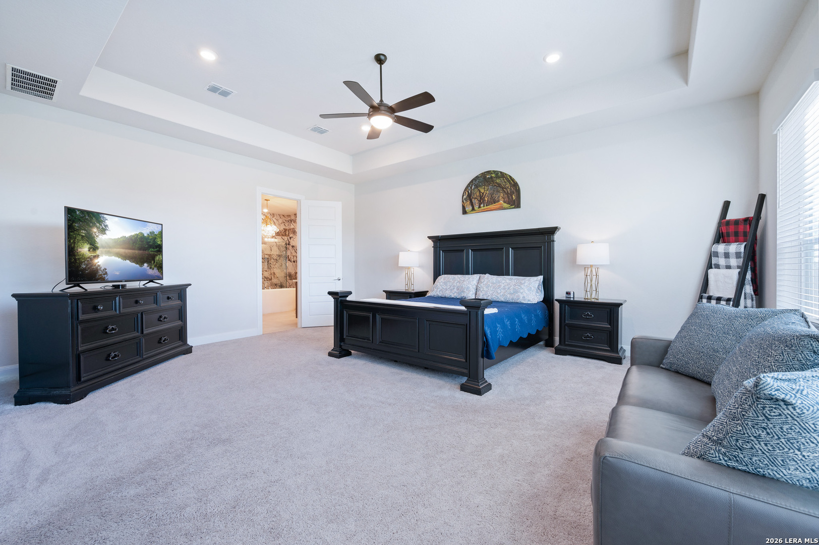 154 Violet Way Castroville, TX 78009 - Photo 16 of 35