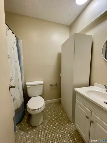 $199,999 | 92 Woodland Drive, Unit 92, Cromwell, CT 06416