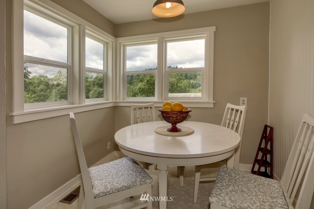 17024 Renton Issaquah Road Southeast Renton, WA 98059 - Photo 12 of 25