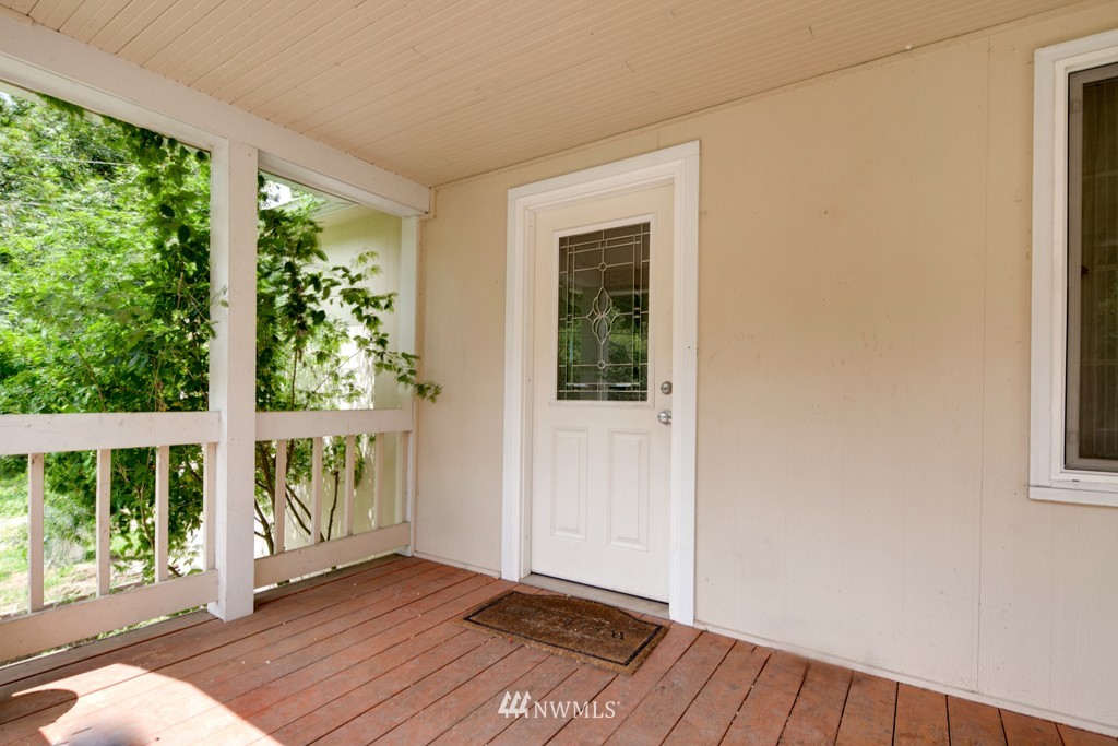 17024 Renton Issaquah Road Southeast Renton, WA 98059 - Photo 8 of 25