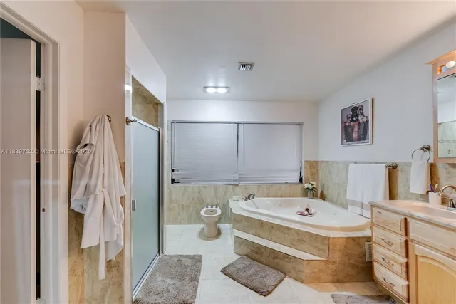 $2,399,000 | 400 Northwest 128th Avenue, Miami, FL 33182