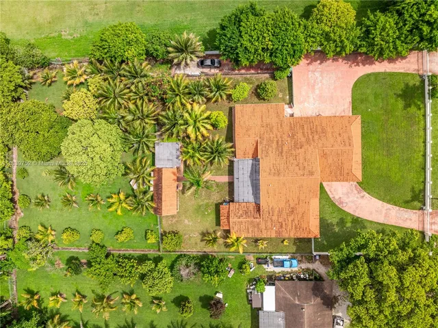 $2,399,000 | 400 Northwest 128th Avenue, Miami, FL 33182