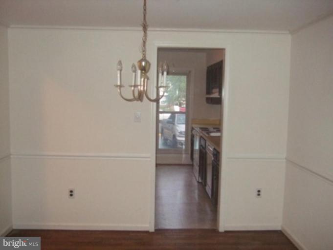 8515 Stonewall Road Manassas, VA 20110 - Photo 3 of 5 Dining Room