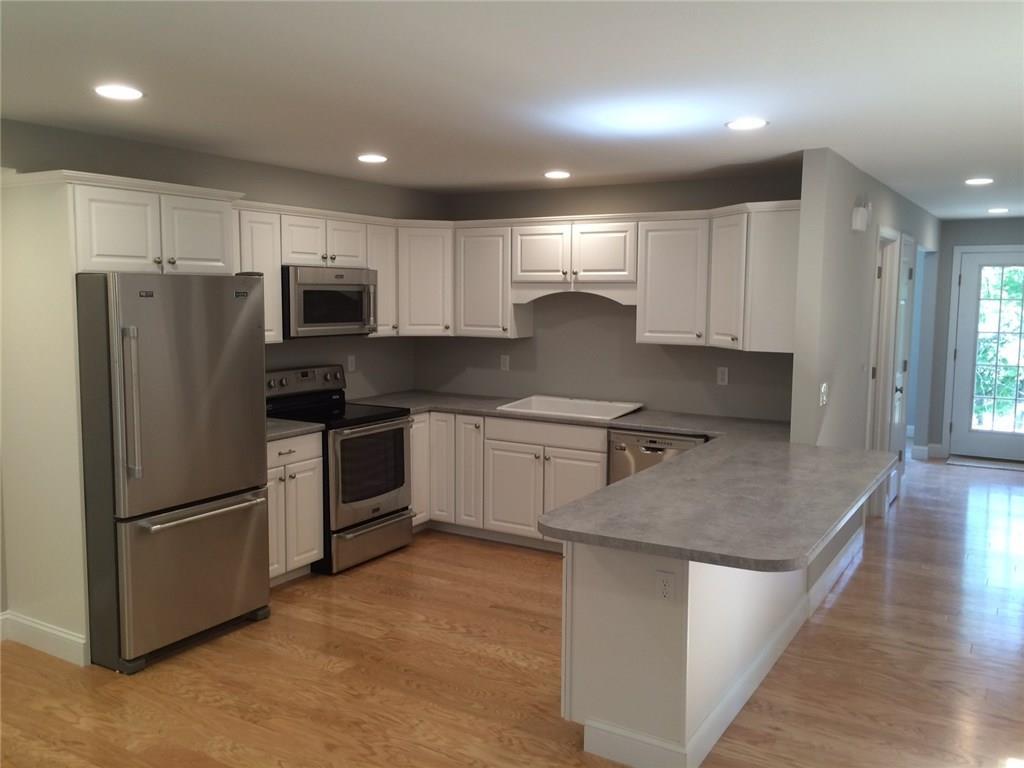 172 Portland Road, Unit 2 Gray, ME 04039 - Photo 3 of 10 Photo