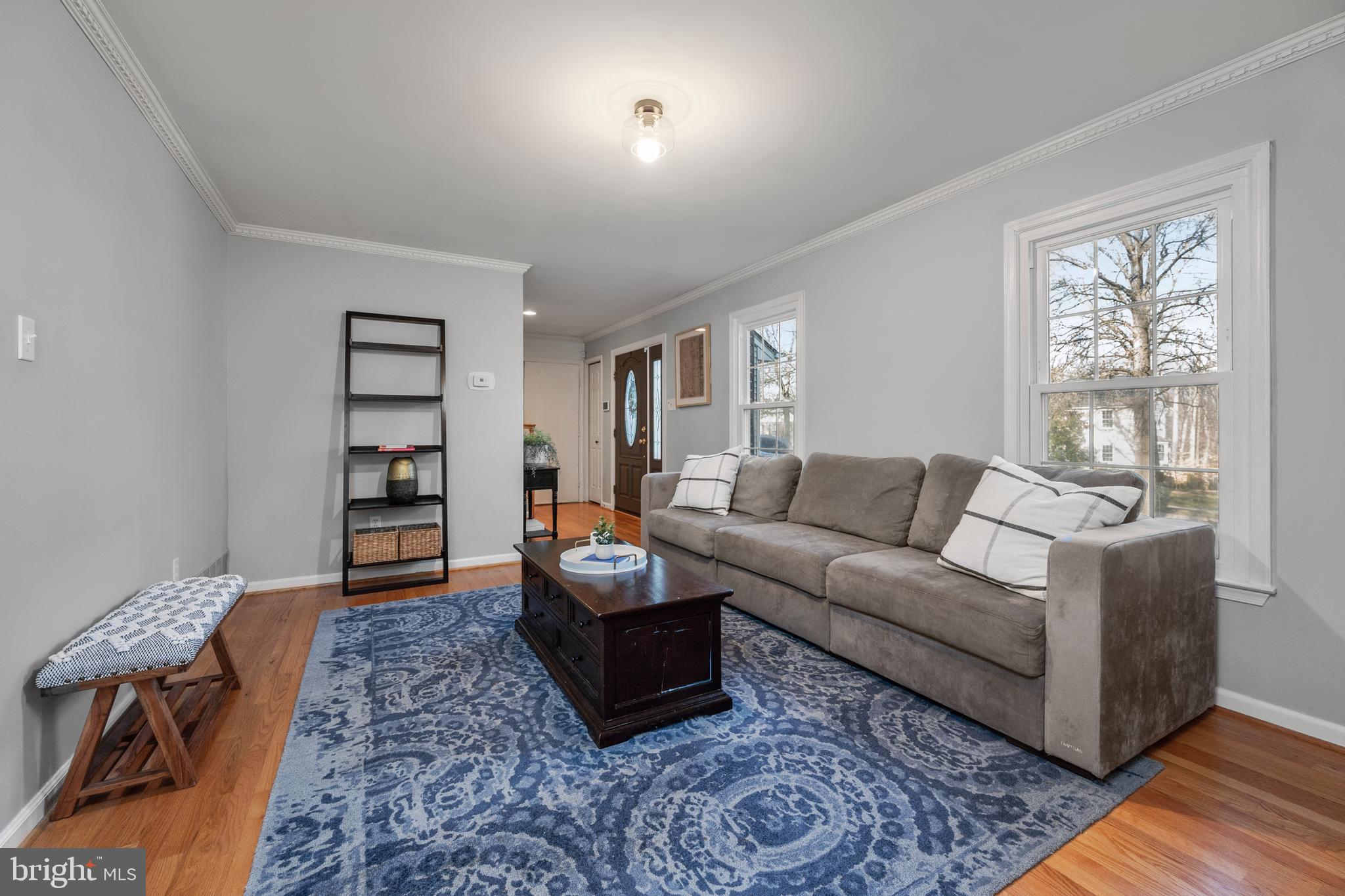 8531 Autumn Rust Road Ellicott City, MD 21043 - Photo 5 of 46 Living Room