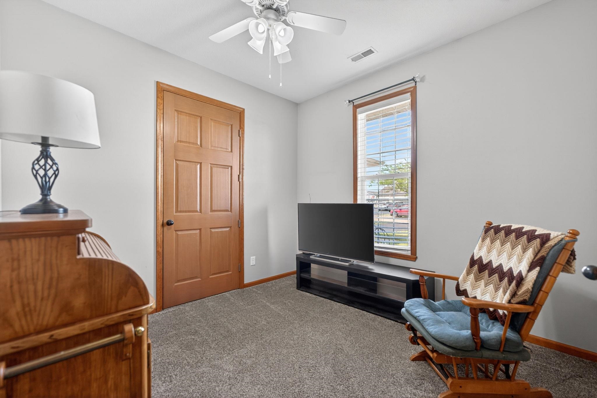 8331 Crooked Bend Road Machesney Park, IL 61115 - Photo 10 of 22