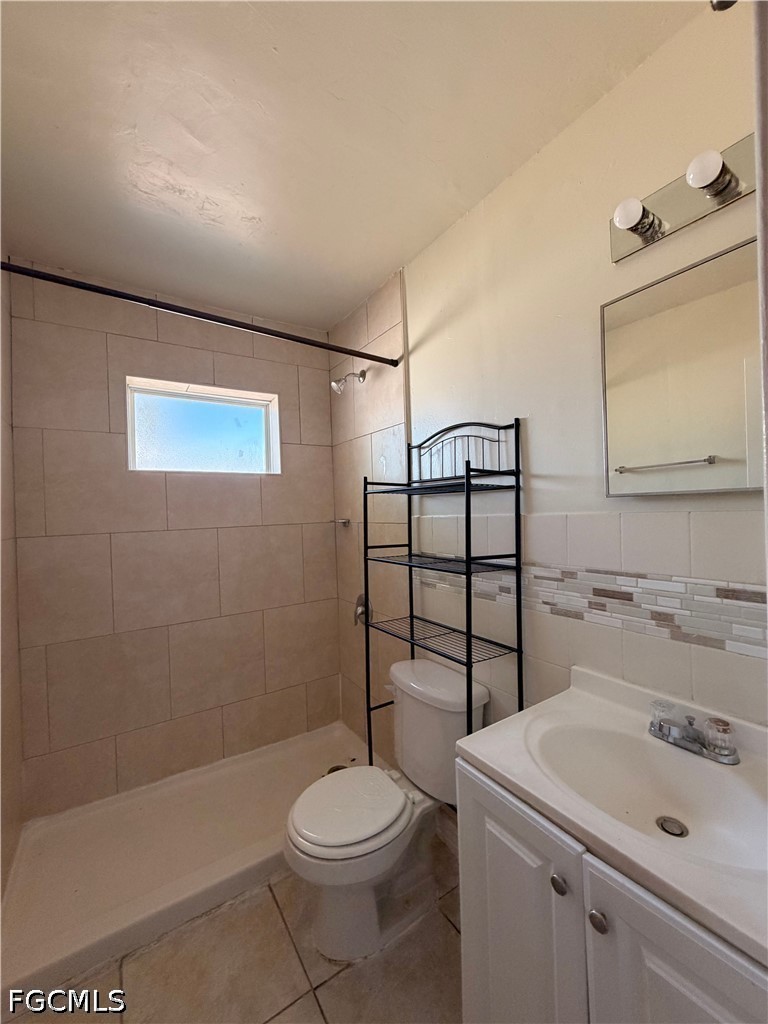 1935 Ricardo Avenue Fort Myers, FL 33901 - Photo 13 of 14
