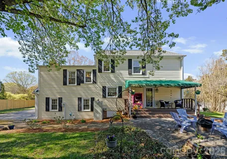 front view of house with a yard
