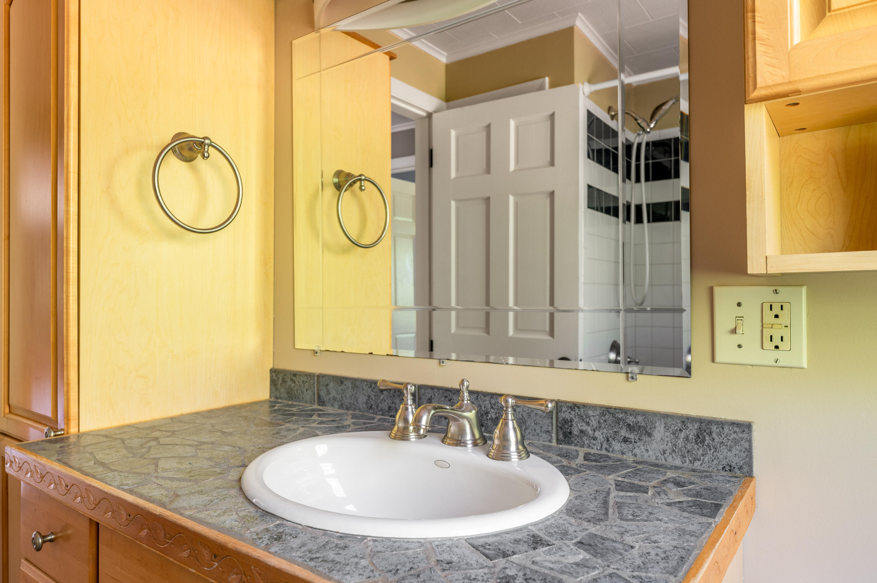 49 Perry Road Hampden, ME 04444 - Photo 23 of 42 Bathroom