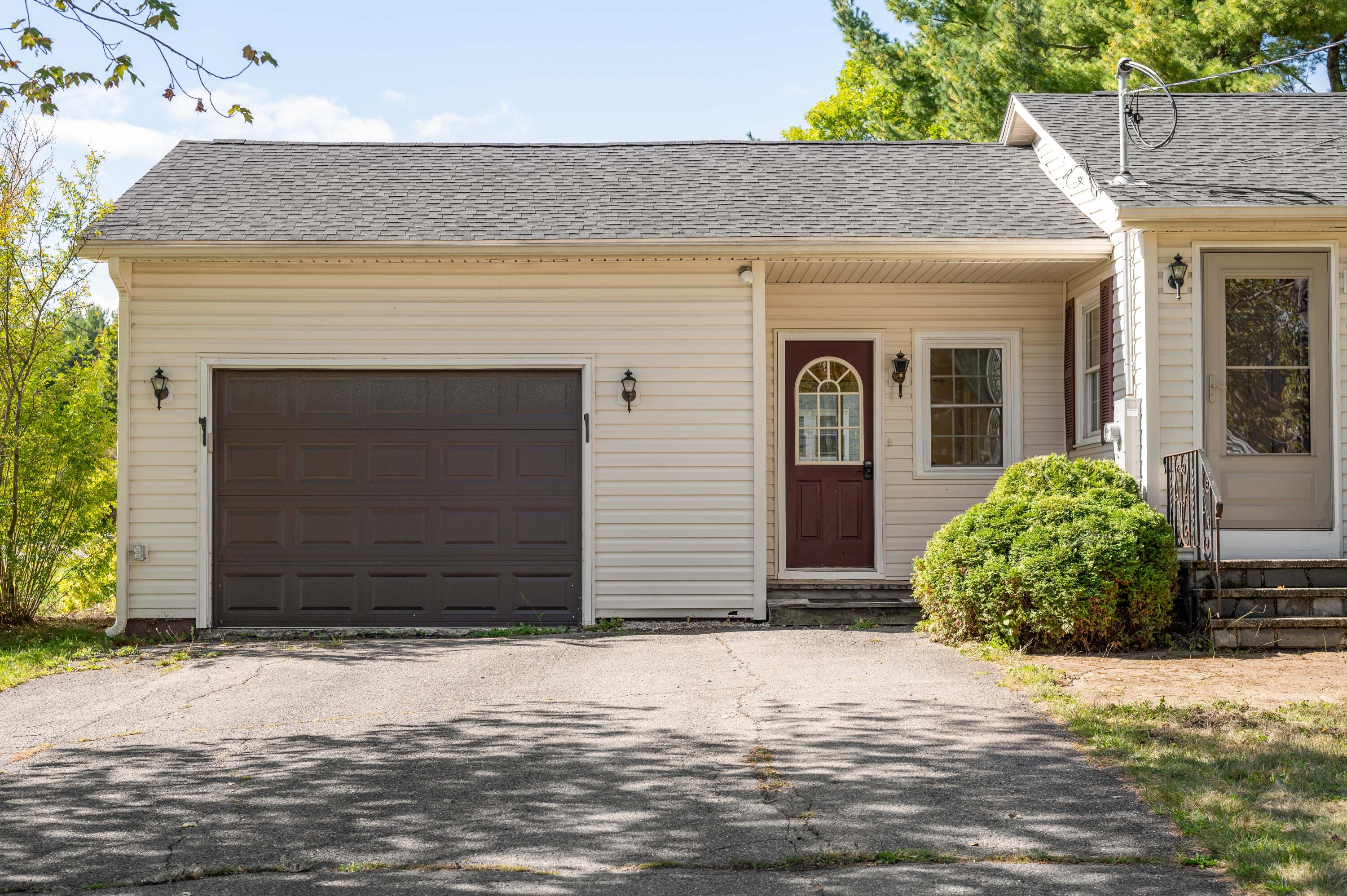 49 Perry Road Hampden, ME 04444 - Photo 40 of 42 1 car garage