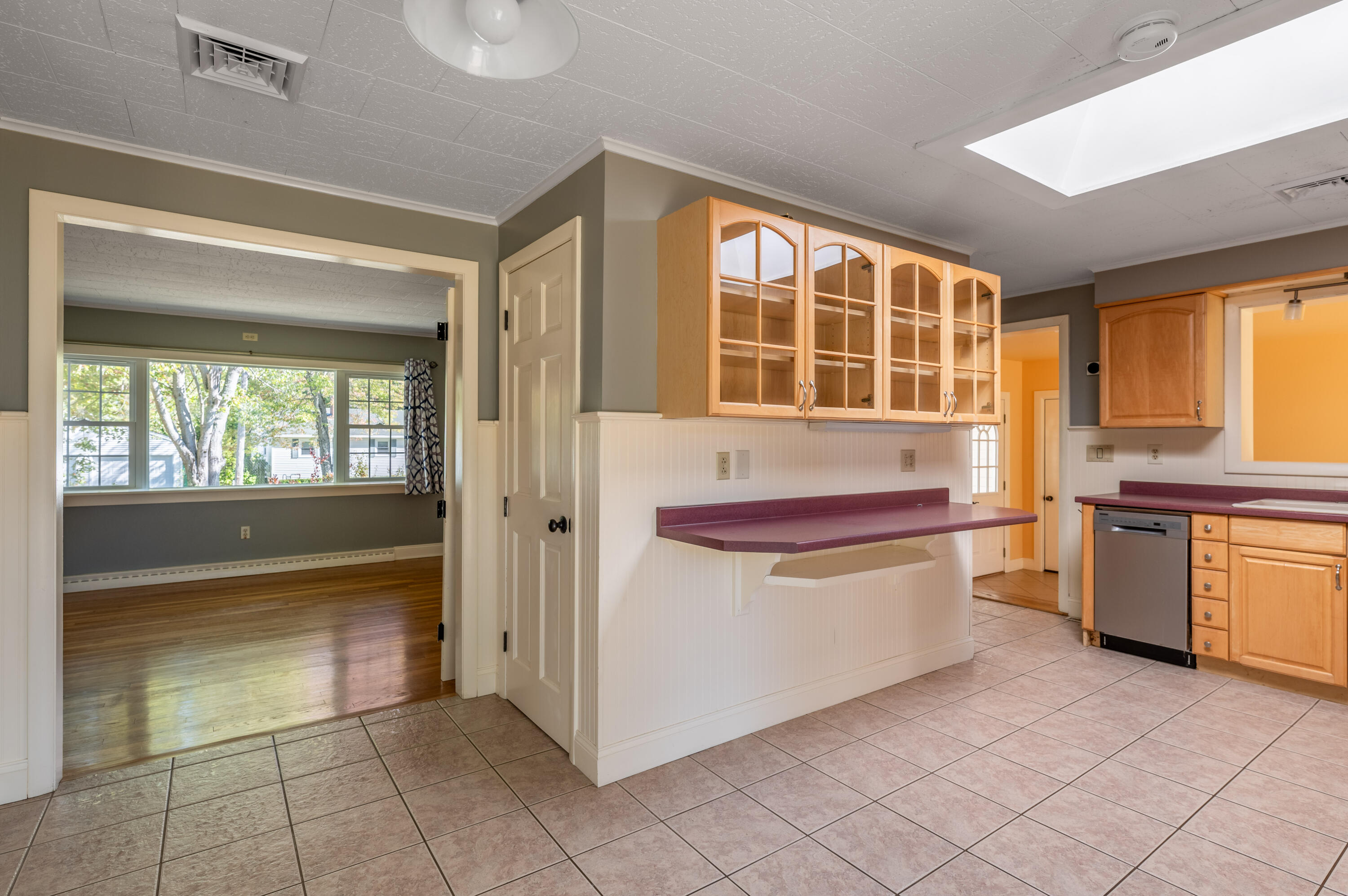 49 Perry Road Hampden, ME 04444 - Photo 10 of 42 Kitchen