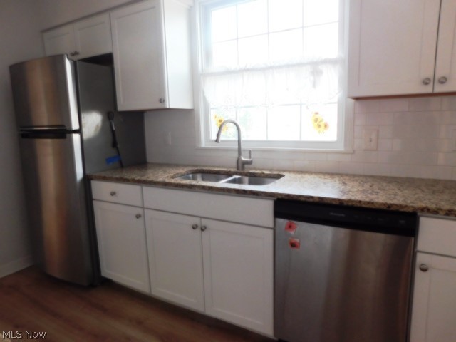 584 Eastland Road Berea, OH 44017 - Photo 10 of 33