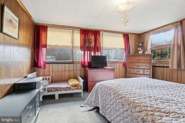 $235,000 | 225 North Main Street, Manchester, PA 17345