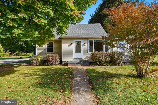 $235,000 | 225 North Main Street, Manchester, PA 17345