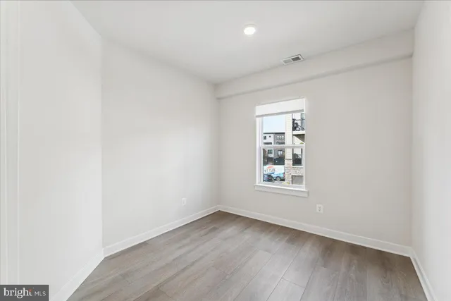 $588,999 | 12850 Mosaic Park Way, Unit 2A, Herndon, VA 20171