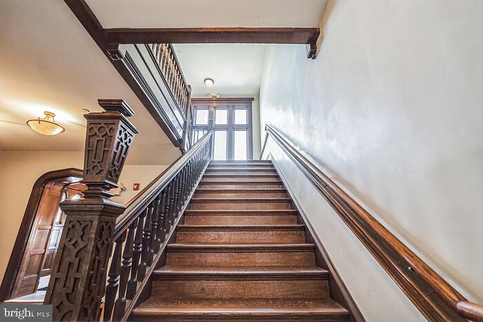 7220 Ridge Avenue, Unit G Philadelphia, PA 19128 - Photo 4 of 19 Original Stairs