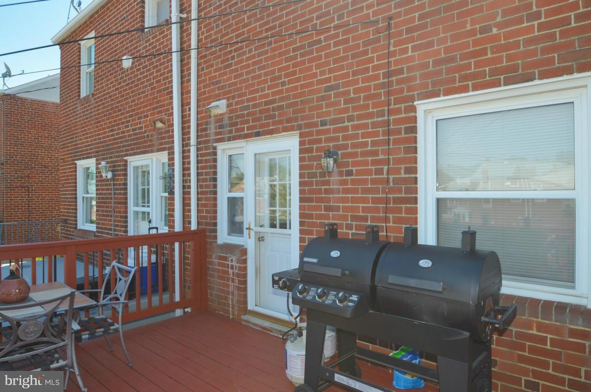 1008 Downton Road Baltimore, MD 21227 - Photo 15 of 22 Rear Deck
