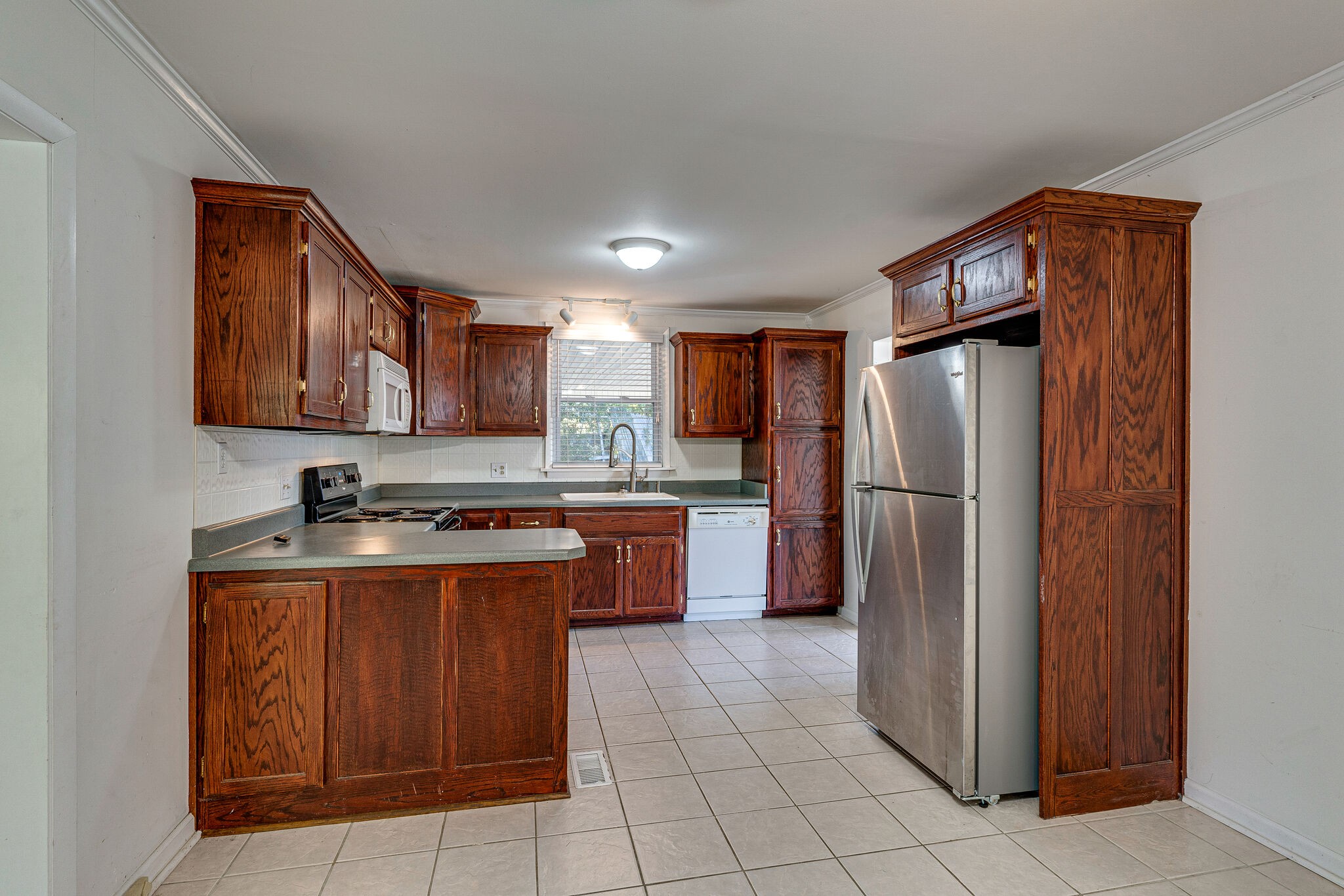 104 Spring Court Springfield, TN 37172 - Photo 9 of 17 Gallery Image 9