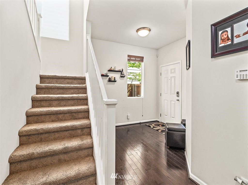18520 35th Drive Southeast Bothell, WA 98012 - Photo 14 of 25 Gallery Image 14